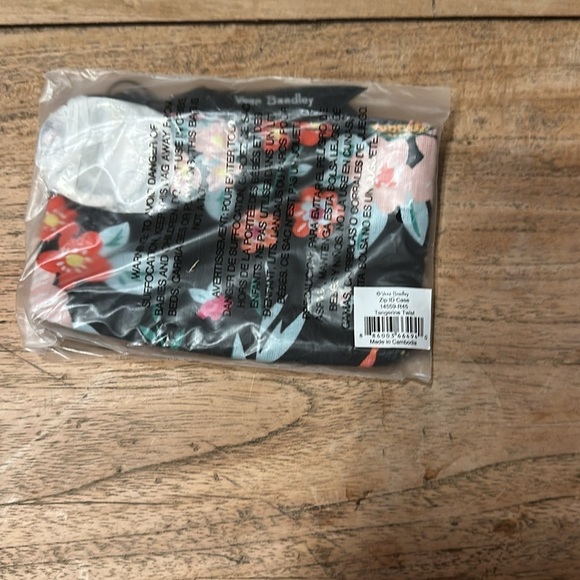 Vera Bradley Signature Cotton Zip ID Case Tangerine Twist NWT DISCONTINUED - Picture 3 of 5